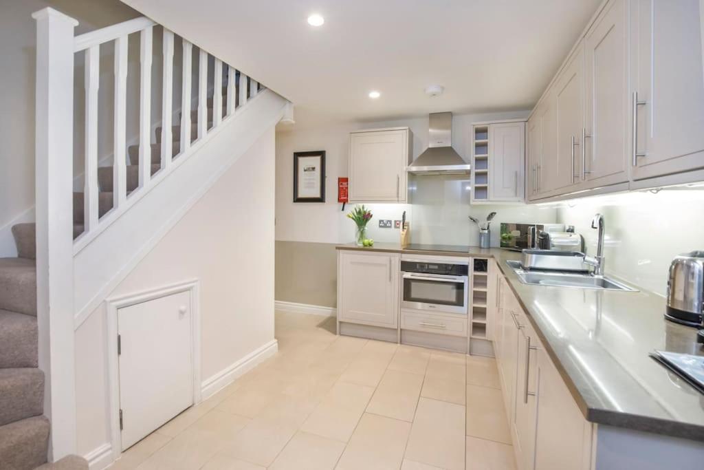 The Wesley Appartement York Buitenkant foto